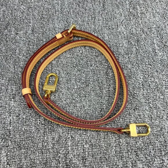 Louis Vuitton Leather Shoulder Bag 1390-041525 - Picture 14 of 16